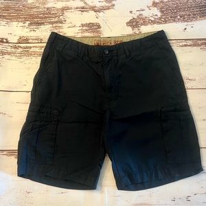 Perry Ellis America Men’s Cargo Shorts Dark Blue Size 32W Pre Owned